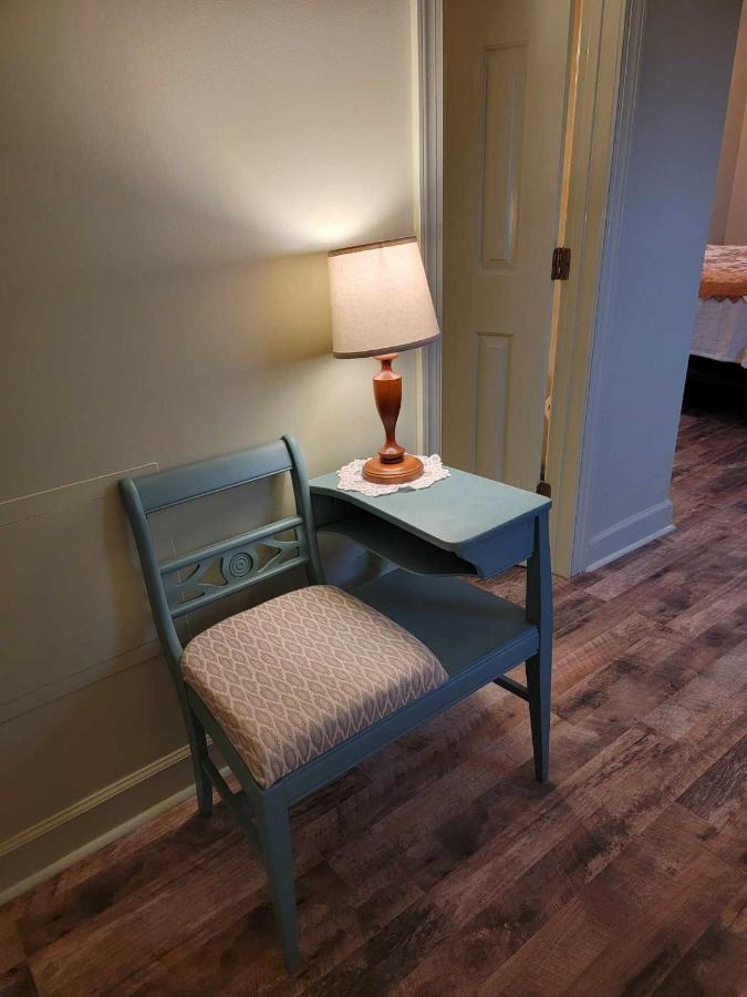 Moonlight Manor Bed & Breakfast Floyd エクステリア 写真
