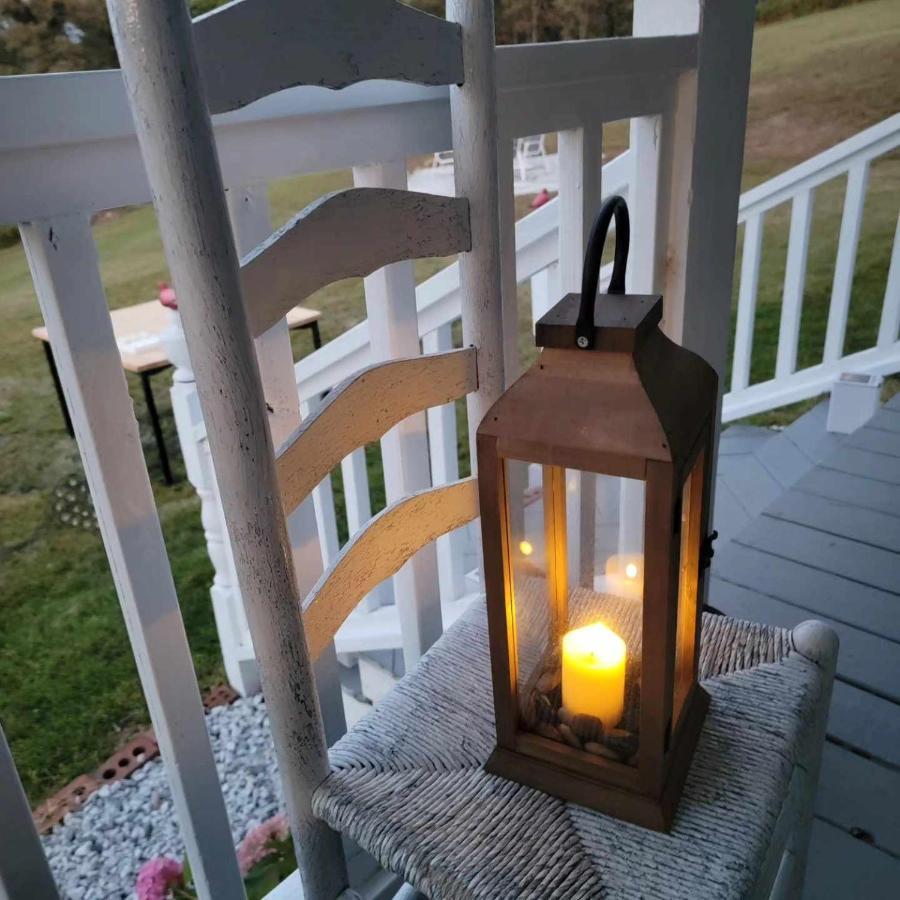 Moonlight Manor Bed & Breakfast Floyd エクステリア 写真